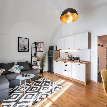 Апартаменты Hlavna