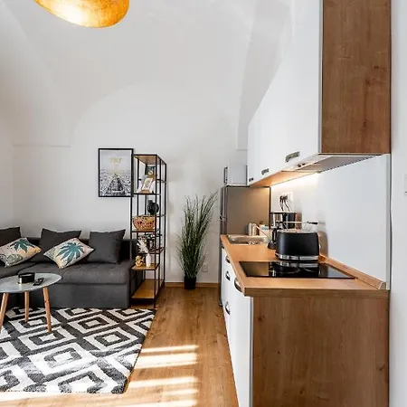 Apartment Hlavna *