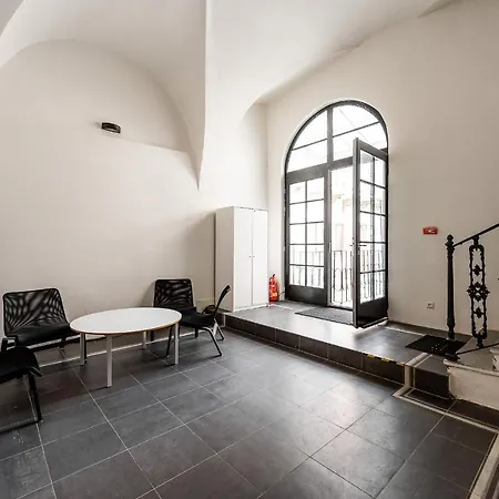 Hlavna Апартаменты